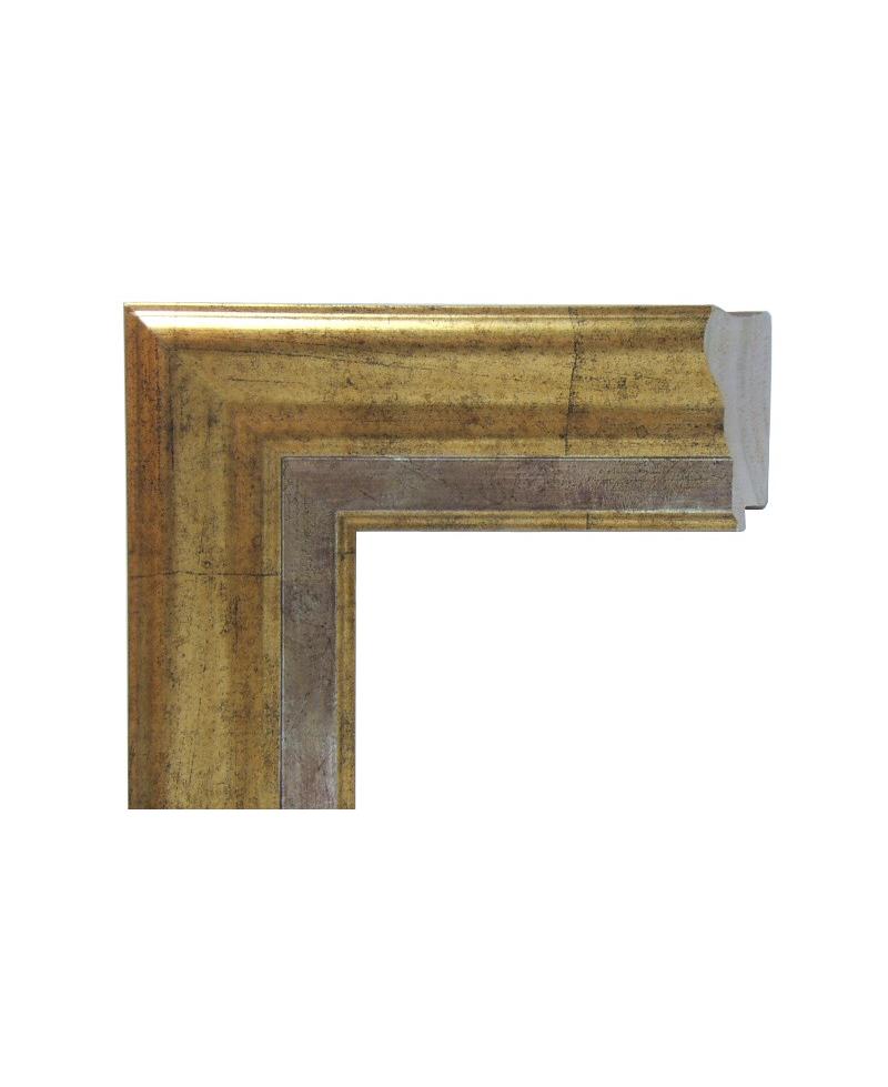 Moldura de madera clásica en oro envejecido para marcos a medida de obras de arte.