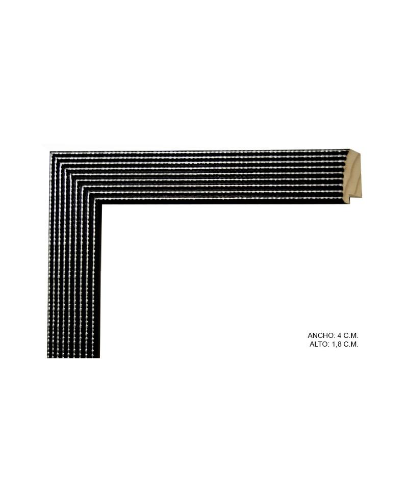 Moldura negra y `plata