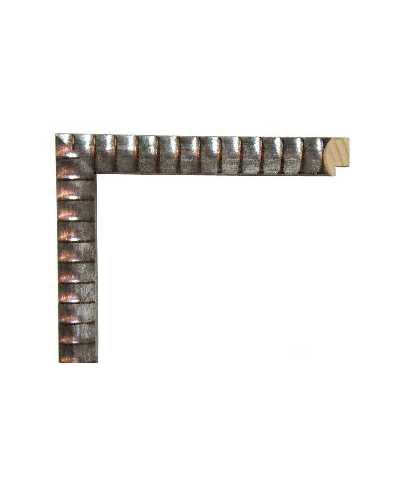 Moldura plata a rayas