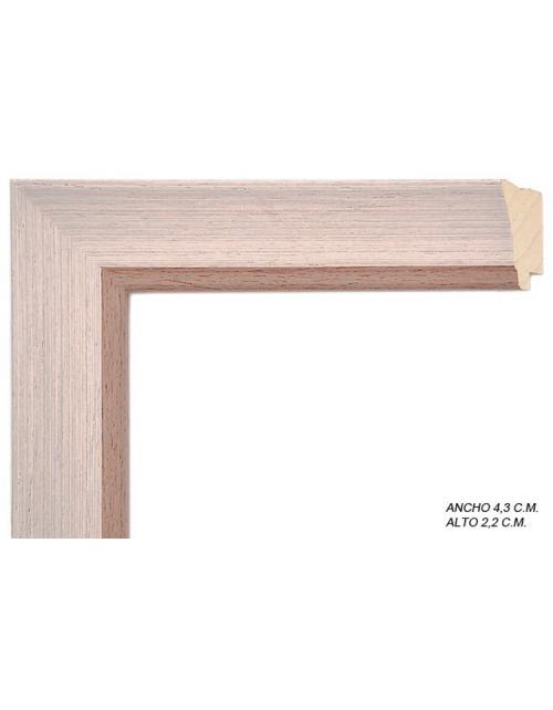 Marco a medida con tonos rojizos