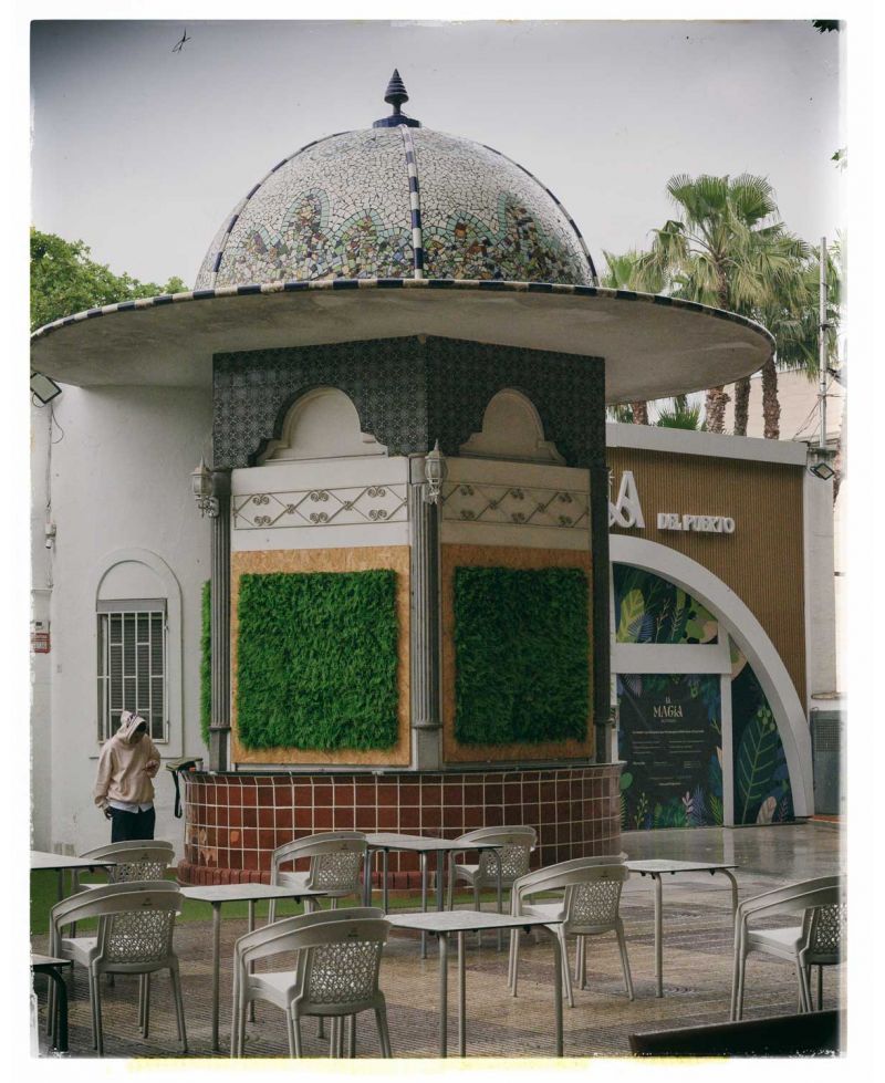 Fotografía Artística Quiosco Modernista - Lámina Decorativa 34x42 cm