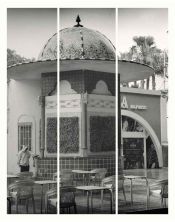 Tríptico Fotográfico Quiosco Modernista en Blanco y Negro - 34x42 cm