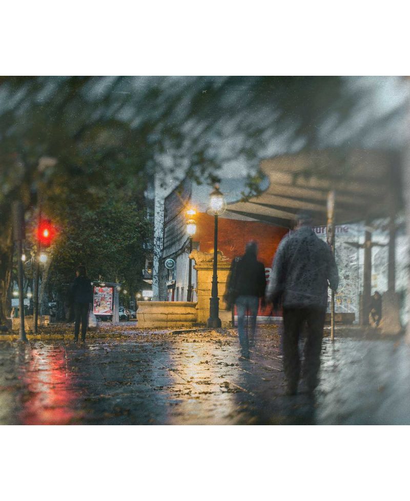 Fotografía Artística Noche de Lluvia en Xàtiva - Lámina Decorativa 45x38 cm